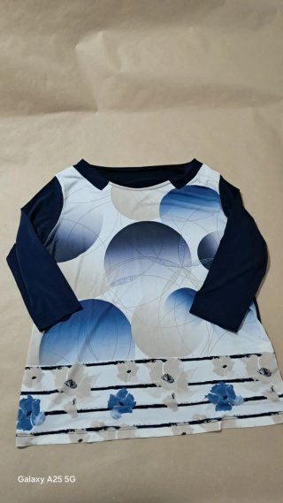 Maglia donna fantasia cerchi e fiori