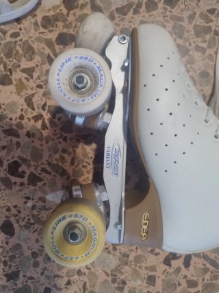 Patines de artístico blancos EDEA