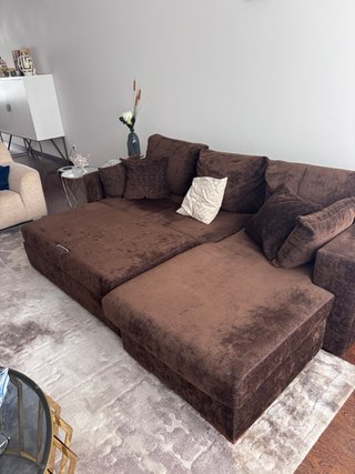 Sofá com chaise longue em tecido