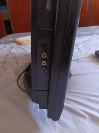 Televisión OKI V19B-PHDUVI con Mando