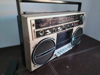 Radio Casete Toshiba Boombeat 85