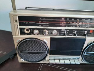 Radio Casete Toshiba Boombeat 85