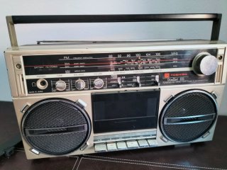 Radio Casete Toshiba Boombeat 85