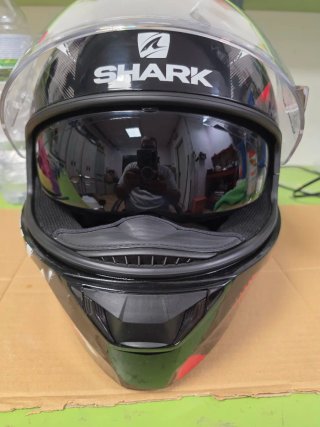 Casco Shark diseño penxa negro/rojo Talla M