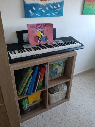 Dormitorio niño como nuevo.