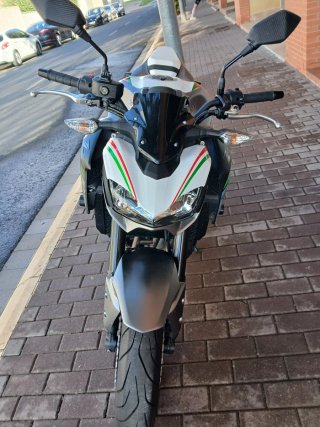 Kawasaki Z900 Impecable limitada para A2