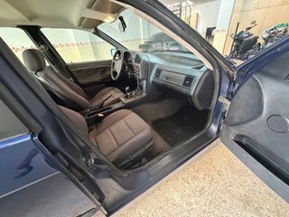 BMW Serie 3 e36 berlina 320i