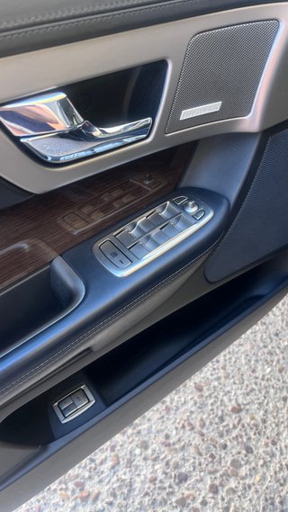 Jaguar XF 2.7 Premium Luxury