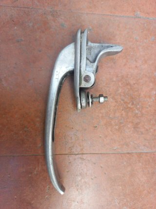 Maneta Puerta Seat 600