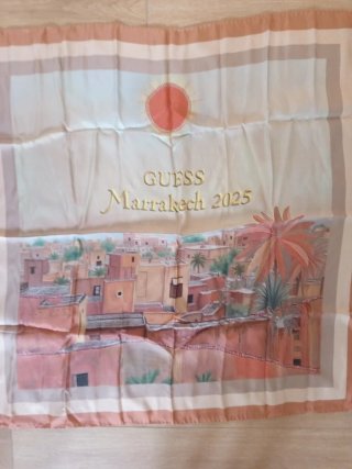 Foulard Guess Marrakech 2025 Nuovo
