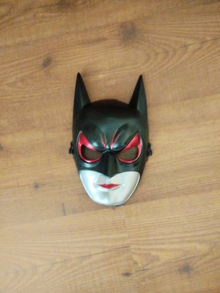 Careta de Batman Negra y Roja