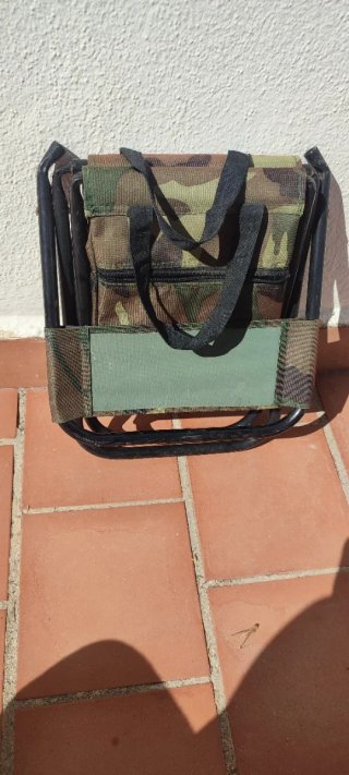 Silla plegable resistente,con bolsa térmica .