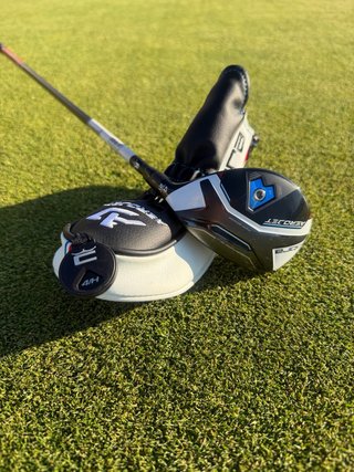 Híbrido 4 COBRA AeroJet Palo Golf