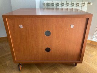 Mueble TV madera y cristal con ruedas