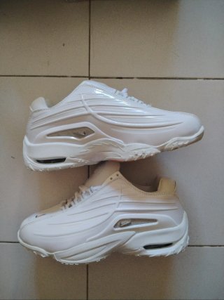 Zapatillas Nike Blancas (Falsas)