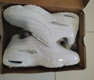 Zapatillas Nike Blancas (Falsas)