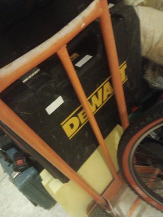 Martillo Eléctrico Dewalt 1050W
