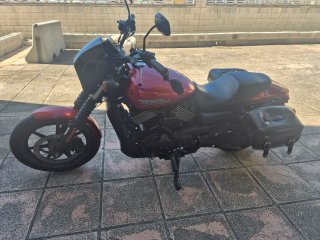 Harley Davidson Street 750 Roja