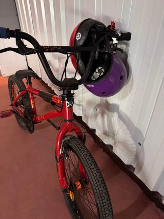 Bicicleta BMX Roja