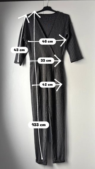 Mono Pull&Bear rayas blanco y negro