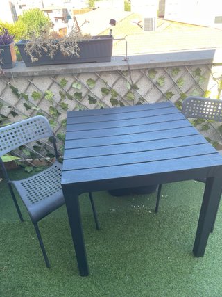 Conjunto Terraza Imitación Madera Negro. 4 sillas
