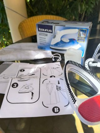 Plancha de viaje Taurus Pocket Iron Plus