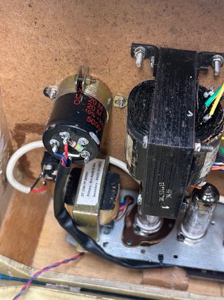 Amplificador modelo Fender Pro Jr Válvulas 15W