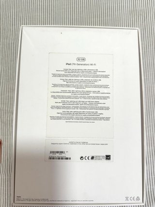 iPad 7ª Gen + Apple Pencil Caja