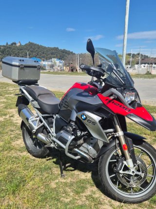 BMW R1200GS  Roja y Plata