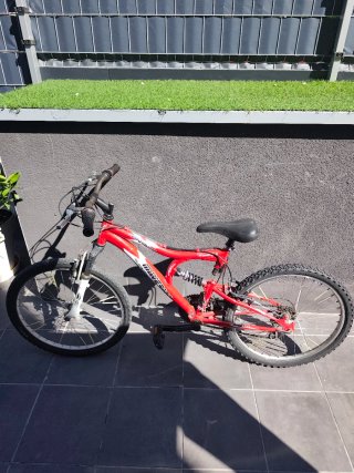 Bicicleta Roja Montaña