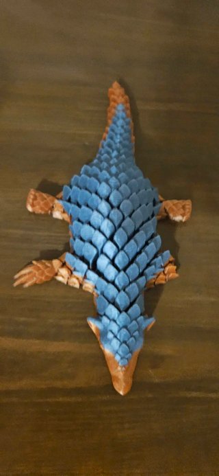 Figura 3D Pangolín Articulado