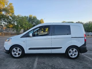 Ford Transit Courier 2019