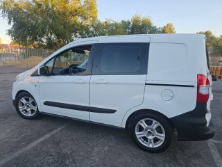 Ford Transit Courier 2019