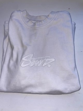 Camiseta Pull&Bear blanca bordada