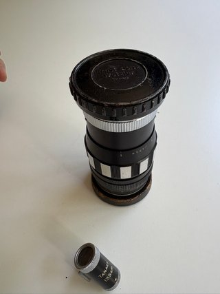 Objetivo Komura 135mm f3.5 con visor TANACK 135mm