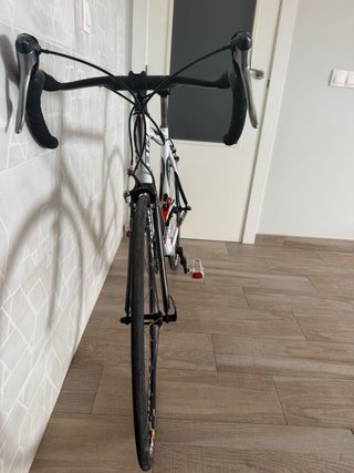 Bicicleta de Ruta BH Blanca