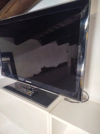 Televisión Samsung Negra