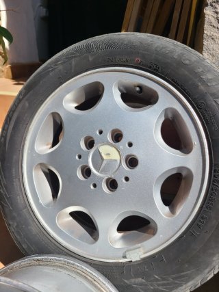 Llantas Mercedes W124