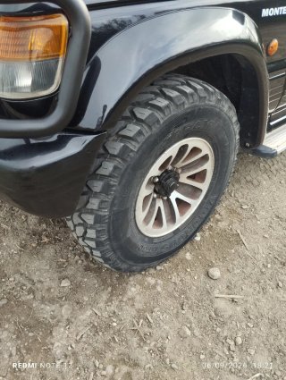Mitsubishi Montero 1998