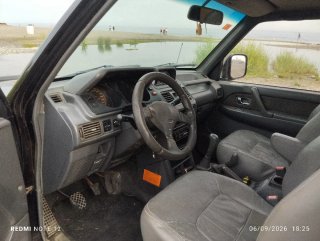 Mitsubishi Montero 1998