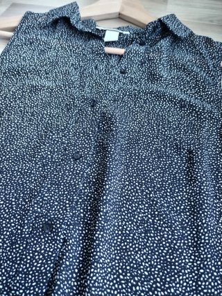 Blusa H&M sin mangas lunares