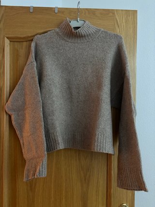 Jersey cuello alto marrón