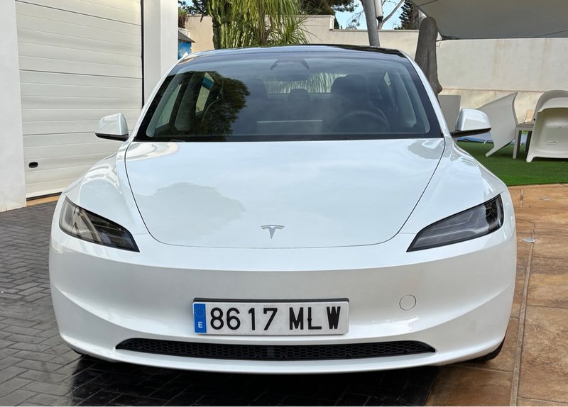 Tesla Model 3 2024, foto 1
