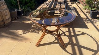 Mesa redonda madera y cristal