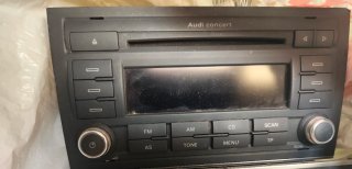 Radio Audi Concert 2DIN más otra caratula