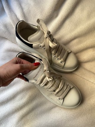 Alexander McQueen Oversized Blancas