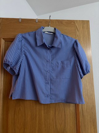 Camisa de rayas azul