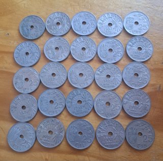 Lote de 25 Monedas de un real de 1937 Franco