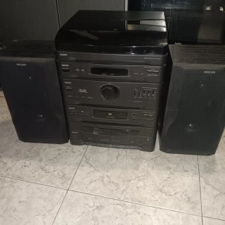 CADENA DE MÚSICA CON TOCADISCOS PHILIPS