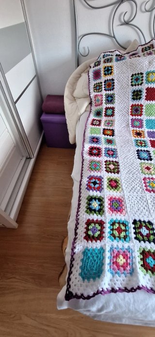 Manta Crochet Hecha a Mano
